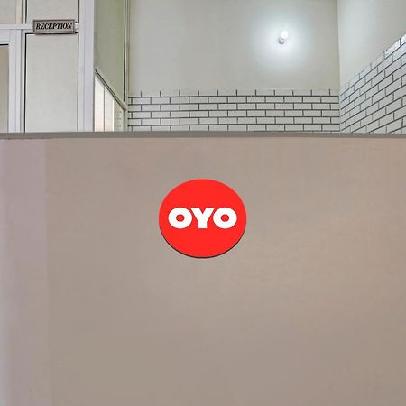 Hotel O Arya Residency Gurgaon Esterno foto
