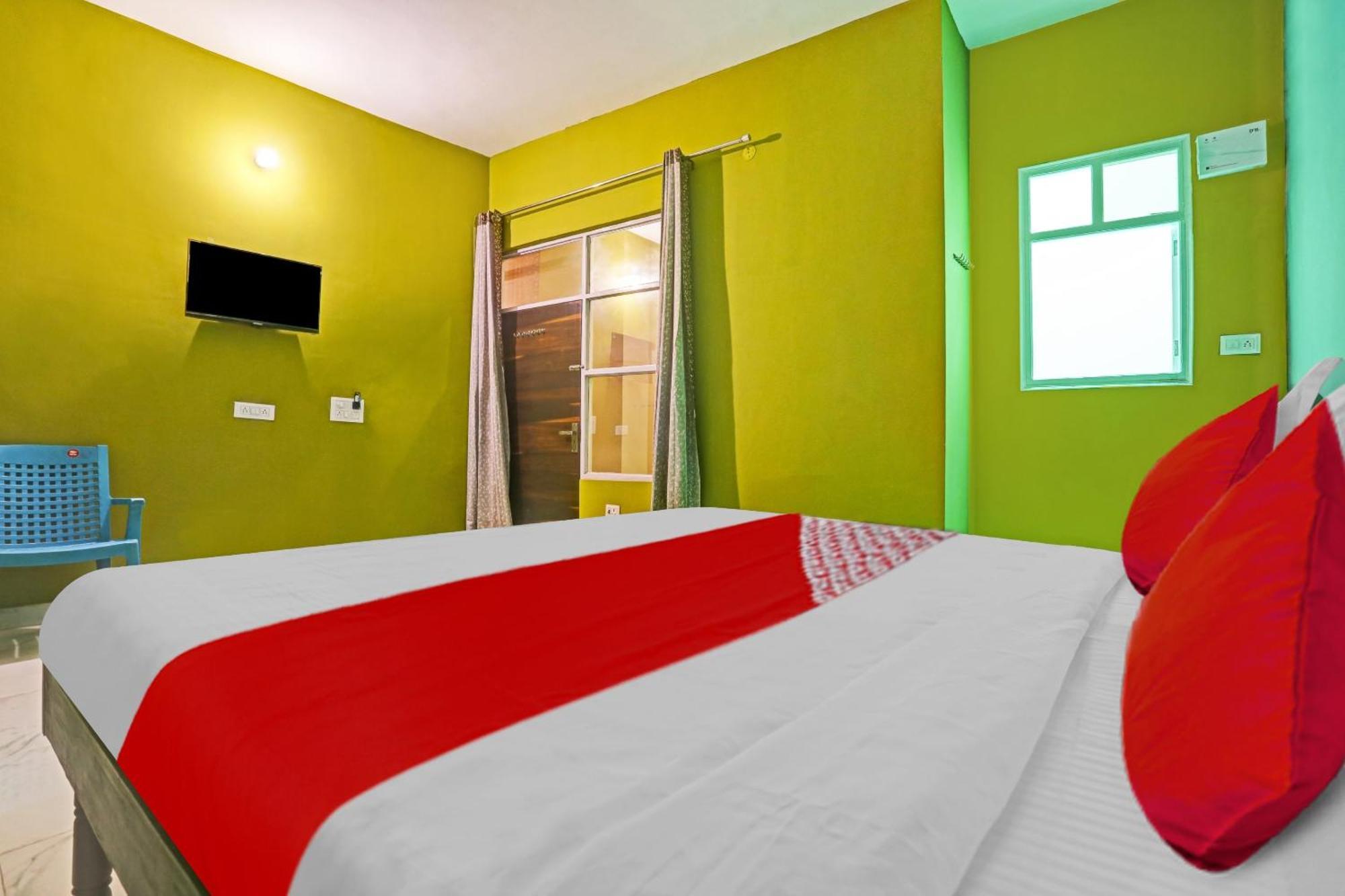 Hotel O Arya Residency Gurgaon Esterno foto